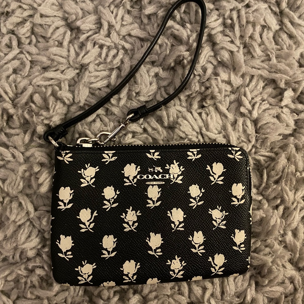 Coach Wristlet Wallet
